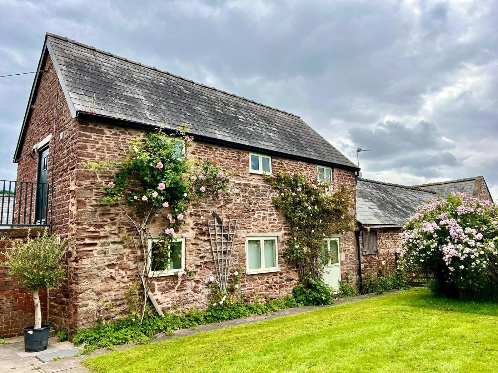 Abenhall Cottages Mitcheldean Dış mekan fotoğraf